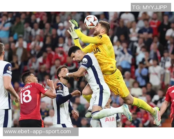 弗兰克期待欧冠之夜希望球迷共同营造热情主场氛围 弗兰克期待欧冠之夜希望球迷共同营造热情主场氛围